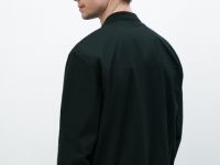 Бомбер, Черный