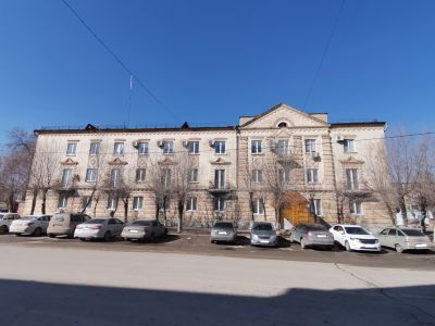 Дом жилой (Нар.суд, прокуратура)