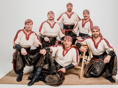 "В кругу любимых песен"   Концерт народных коллективов и солистов филармонии
