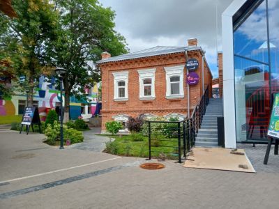 Дворовой дом усадьбы Коломановых