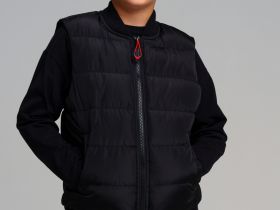 Жилет текстильный с полиуретановым покрытием для мальчиков