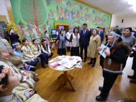 В Якутске ко Дню родного языка и письменности наградили выдающихся деятелей