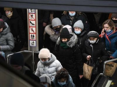 Попова: Преждевременный отказ от ограничений может привести к возвращению коронавируса