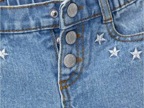 Джинсы для маленькой девочки