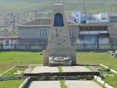 Памятник Атлы-Буюнским крестьянам, восставшим в 1905 г.