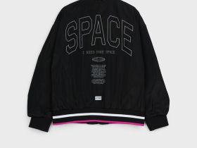 Куртка текстильная с полиуретановым покрытием для девочек (ветровка)