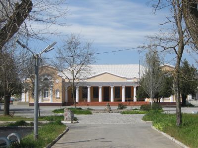 Главный корпус детской санатории имени Гулюш и Гелель Гелелович