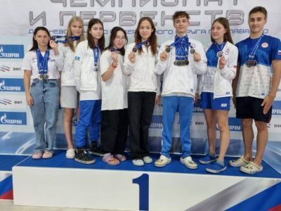 Сборная Якутии завоевала 40 медалей на Чемпионате и Первенстве Дальнего Востока по плаванию