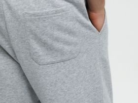 спортивные брюки