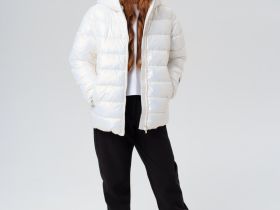 Шапка трикотажная для девочек