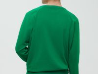 Джемпер с v-образным вырезом