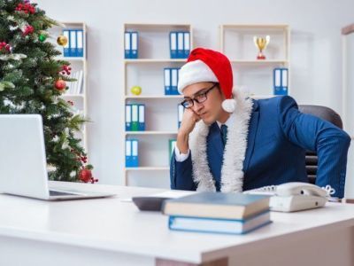 Как без стресса вернуться к работе после длинных выходных: советы психолога