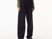 Женские прямые джинсы Lacoste