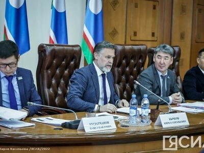 Правительство Якутии окажет помощь строительной отрасли республики