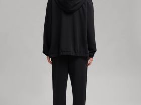 Свободная толстовка из трикотажа интерлок