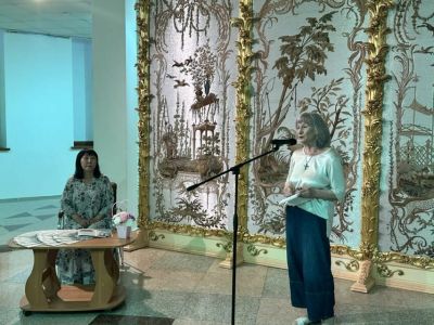 В Якутске открылась выставка текстиля Ольги Рахлеевой