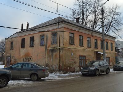 Жилой дом с торг. залом 1 эт. Лихвенцевых