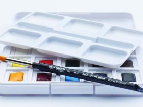 Набор акварели Talens "Van Gogh" 12 цв + кисть в пластик кор