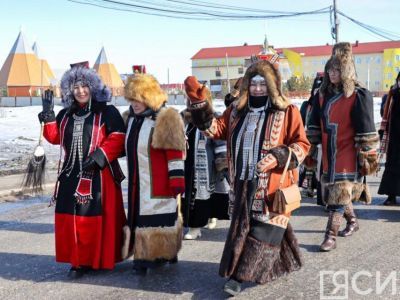 В Нюрбе стартовал XII театральный фестиваль «САТА-2023»