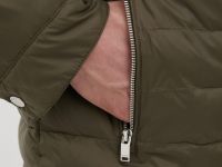 Утепленная куртка без меха мужская