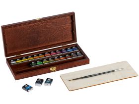 Набор акварели Гамма "Старый Мастер" 24 цв*2,6 мл, кюветы, дерев. короб