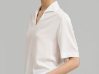 Свободная блузка с v-вырезом и воротником