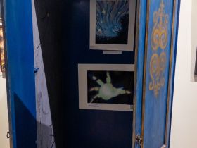 В Якутске открылась выставка «КутТал», исследующая феномен страха через искусство