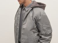 Утепленная куртка-бомбер с капюшоном