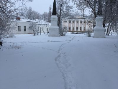 Главное здание