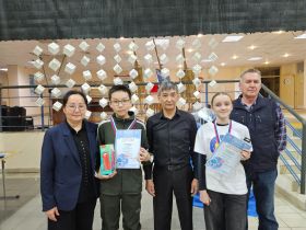 Сотня команд участвовала в соревнованиях по образовательной робототехнике в Якутске