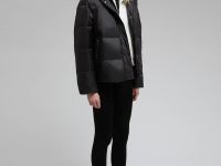 Пуховик со съемным капюшоном