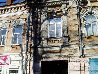 Дом со складами Халафова П.М.