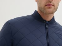 Утепленная стеганая куртка-бомбер