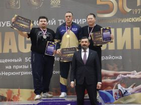 Булунский спортсмен завоевал долгожданную победу на крупном турнире по мас-рестлингу