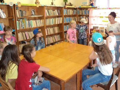 Майская сельская библиотека