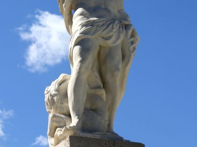 Статуя "Тритон"