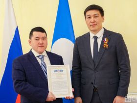 В Якутии отметили День радио и наградили работников связи