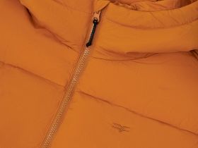 Утепленная куртка с капюшоном