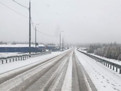 На трассе «Лена» в Якутии ограничили движение с вечера 11 октября