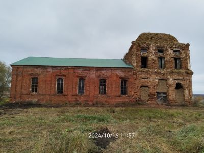 Памятник архитектуры XVIII в., бывшая Троицкая церковь