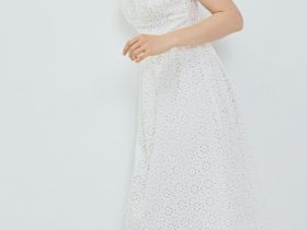 Сарафан из хлопка с вышивкой и воланом, Белый