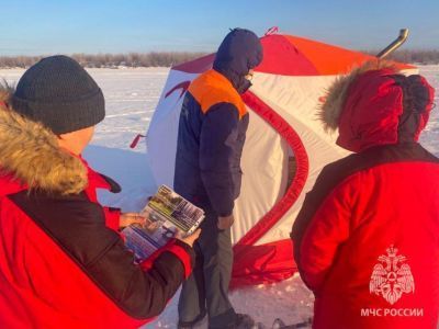 В Якутии продолжается Месячник безопасности людей на водных объектах в зимний период