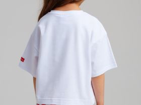 Фуфайка трикотажная для девочек (футболка)