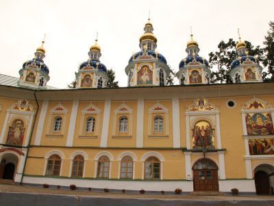 Успенская и Покровская церкви