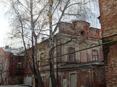 Служебный флигель усадьбы Д.И. Черноярова, арх. М.Н. Литвинов