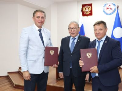 Алданский район Якутии и город Докучаевск ДНР стали побратимами