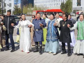 Массовый осуохай исполнили на главной площади Якутска