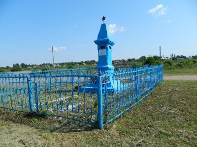 Братская могила красноармейцев