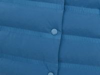 Утепленное пальто с капюшоном