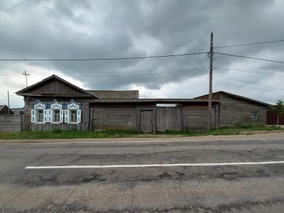 Усадьба Брызгалова: дом жилой, амбар двухсекционный, ворота с заплотом